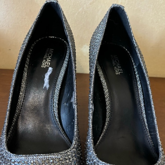 Size 7.5 Michael Kors Silver Alina Flex Crystal Embellishment Pumps, Rhinestone - Picture 17 of 17